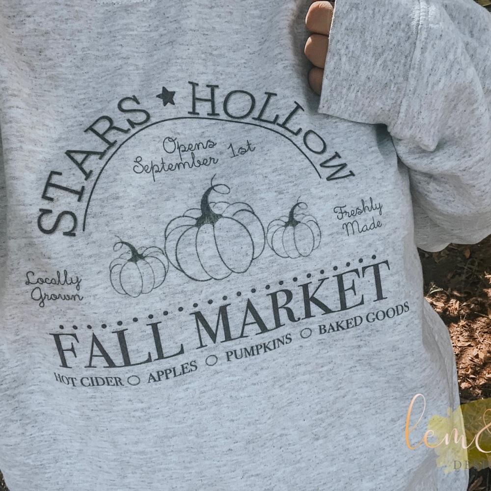 Gilmore Girls stars hollow crewneck